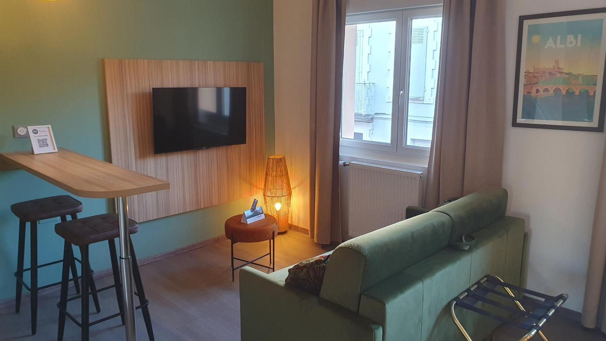 Hotel Logis - Les Pasteliers Lavaur (Tarn)