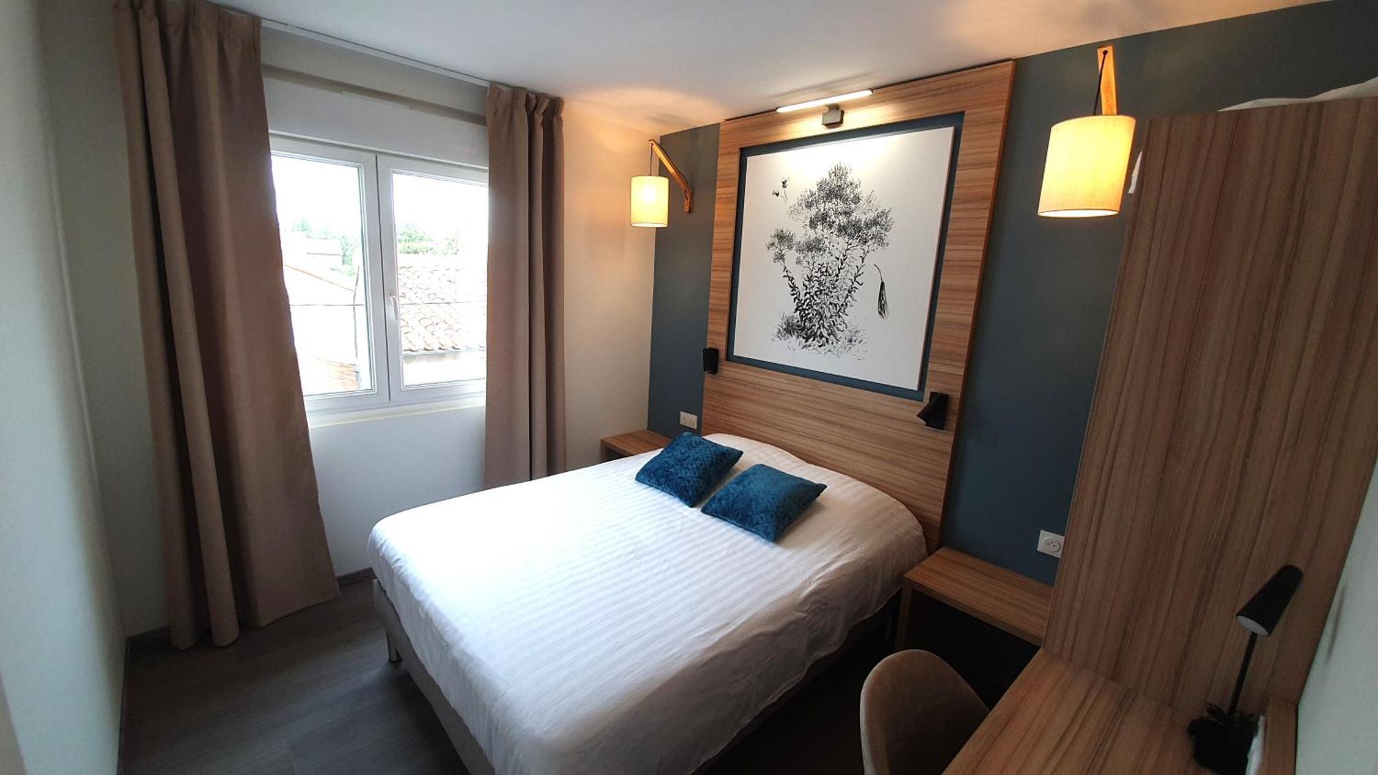 Hotel Logis - Les Pasteliers